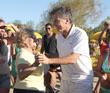 Macri disfrut la jornada junto a vecinos en una de las playas porteas