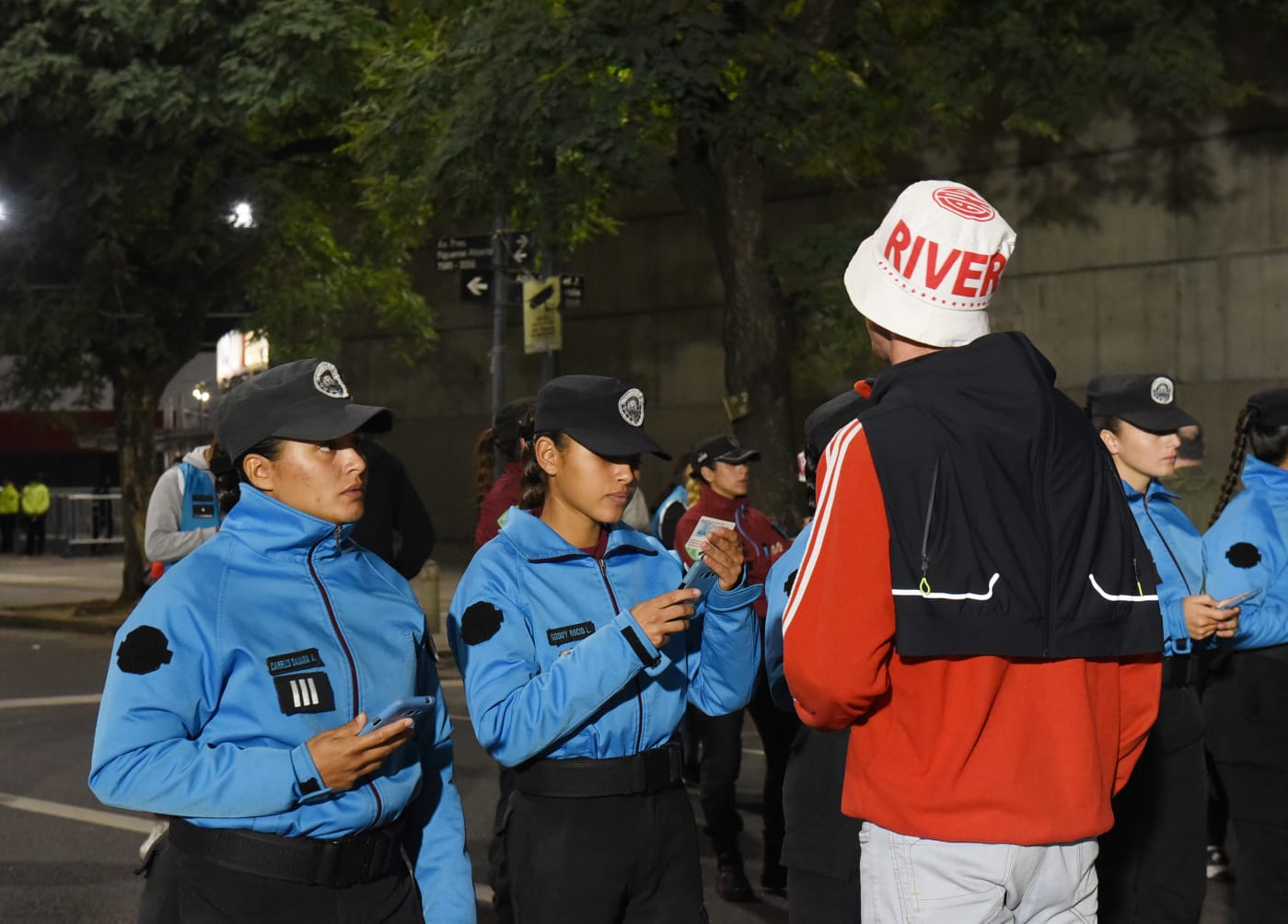 La Policía de la Ciudad capturó 44 prófugos de la Justicia cuando iban a ver al equipo de sus amores 