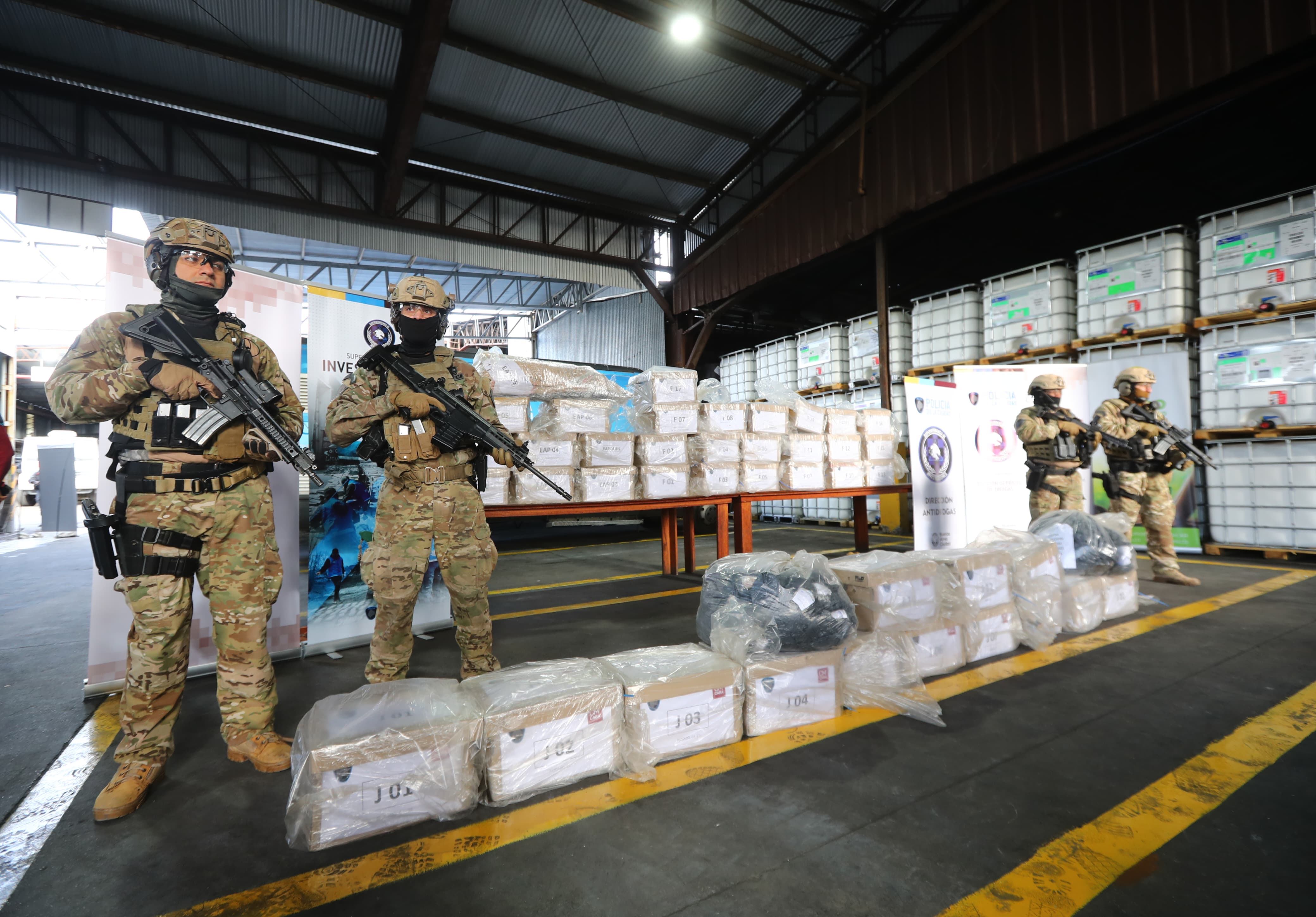 La Ciudad incineró más de 360 kilos de droga secuestrada en operativos contra el narcomenudeo