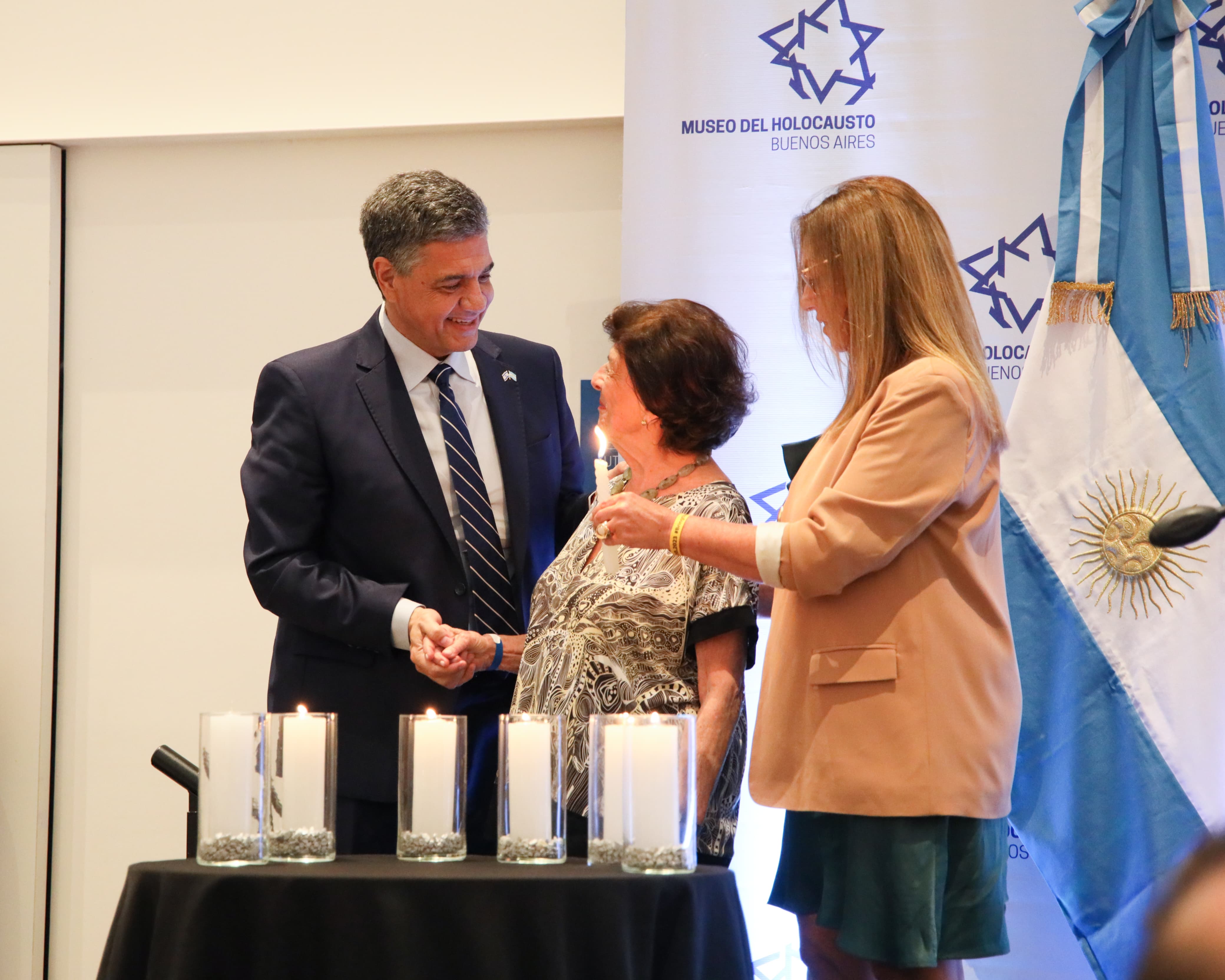 El jefe de Gobierno, Jorge Macri, en la ceremonia por el Día internacional de conmemoración en memoria de las víctimas del Holocausto