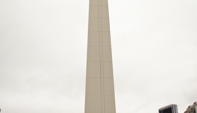 Obra de mantenimiento: repintado en el Obelisco