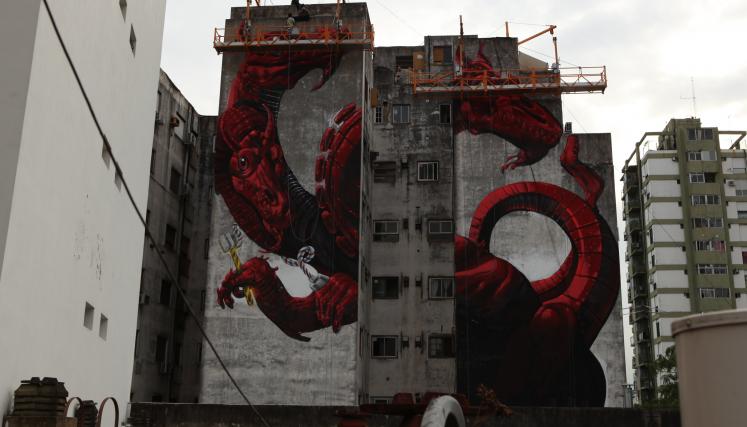 Mural de street art en Malabia y avenida Córdoba