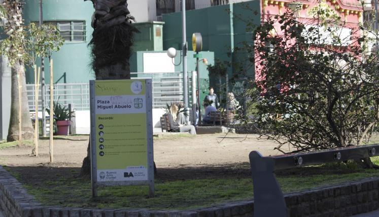 Los vecinos eligen mejoras para la Plaza Miguel Abuelo