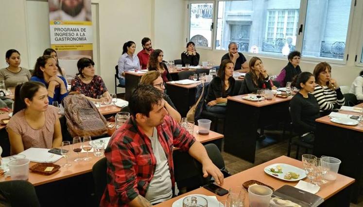 La Ciudad lanza becas para cursos de oficios gastronómicos