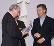 Macri distingui al primer director del INCUCAI Flix Cantarovich, con la medalla del Bicentenario