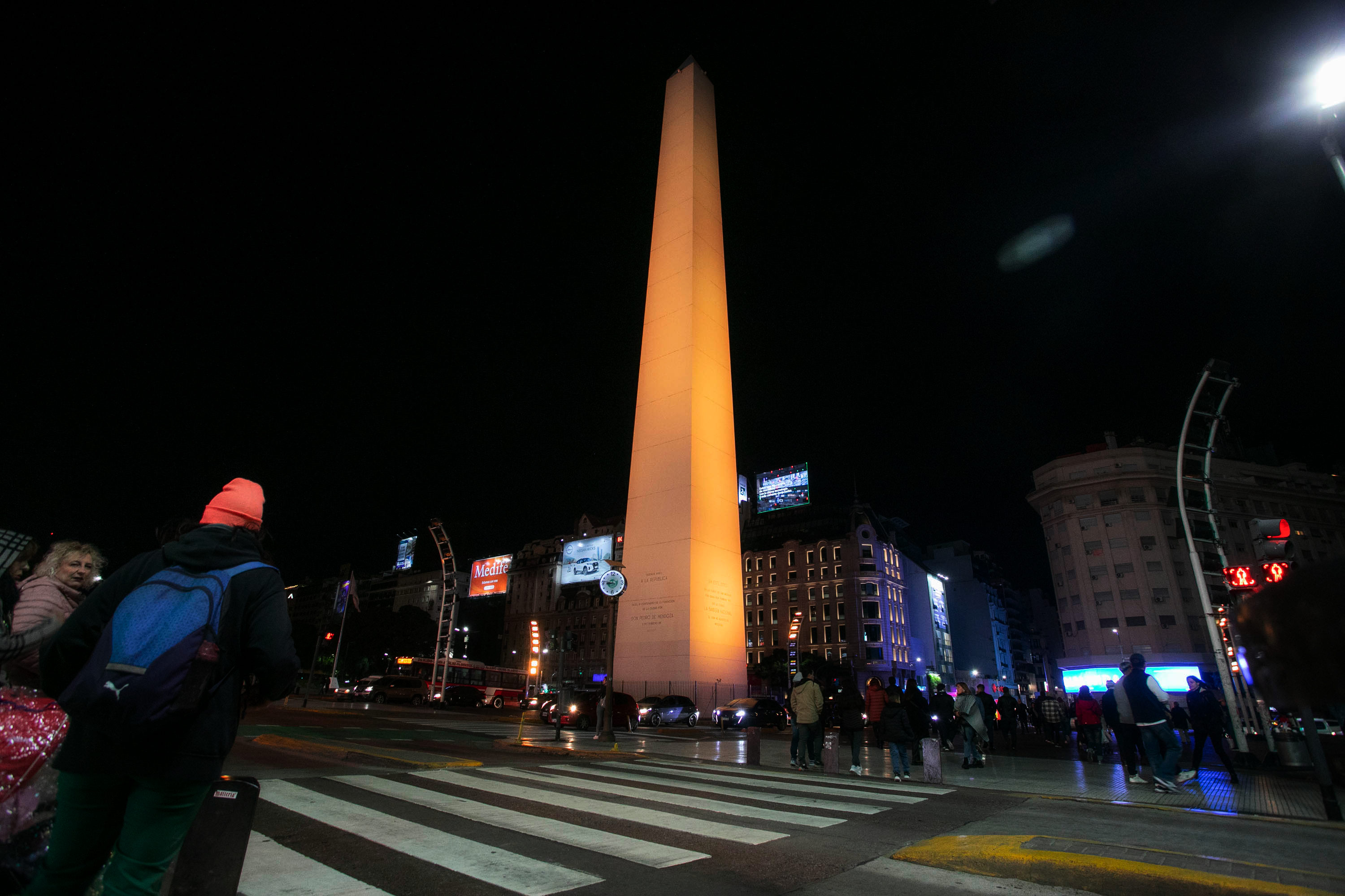 La Ciudad ilumina monumentos durante el mes de junio