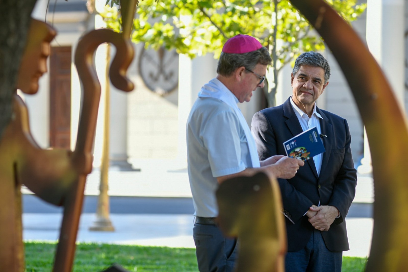 El jefe de Gobierno porteño compartió junto al Arzobispo de Buenos Aires la bendición del pesebre de Plaza de Mayo