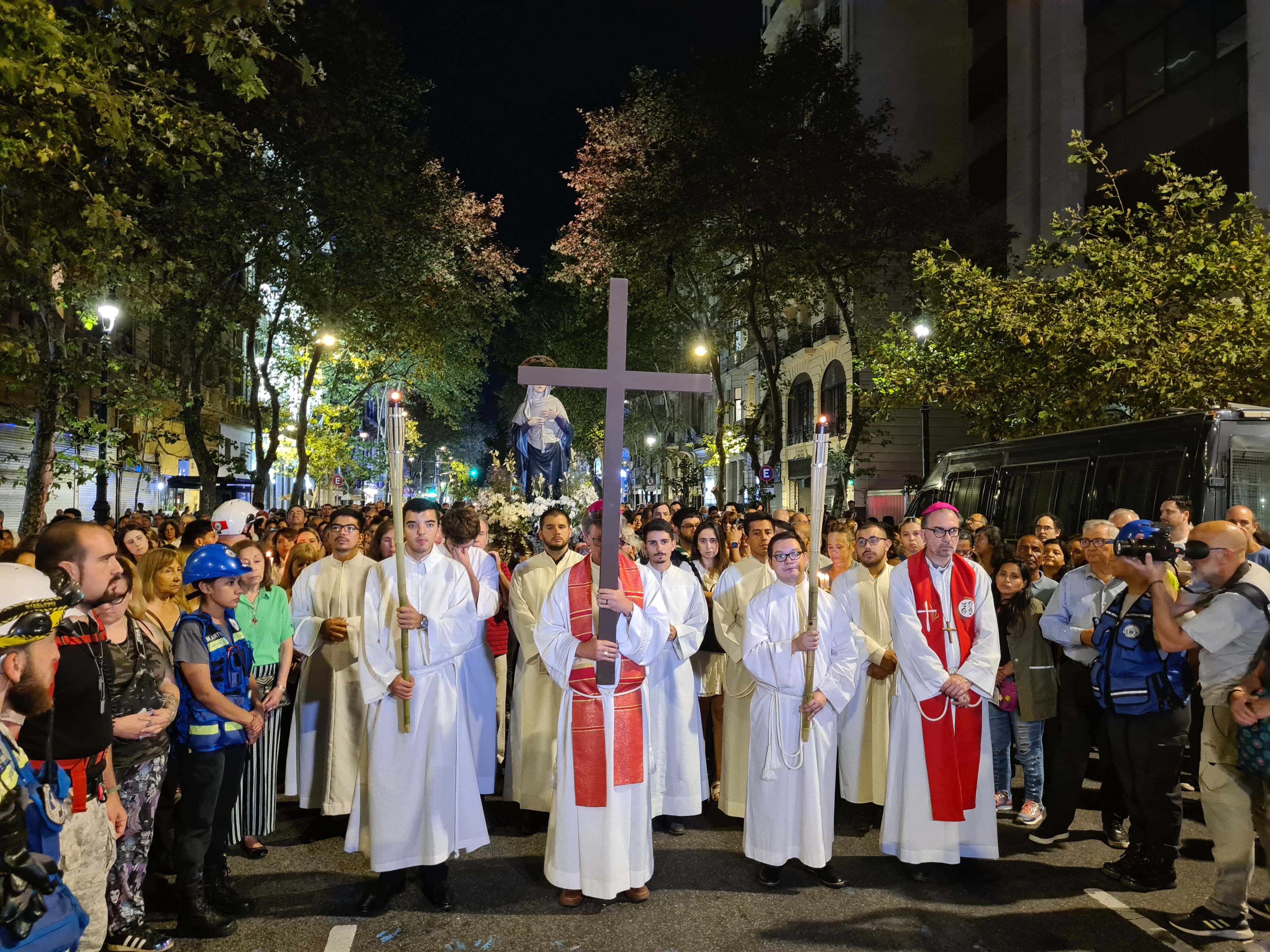 La Secretaría General participó del tradicional Via Crucis de la Ciudad
