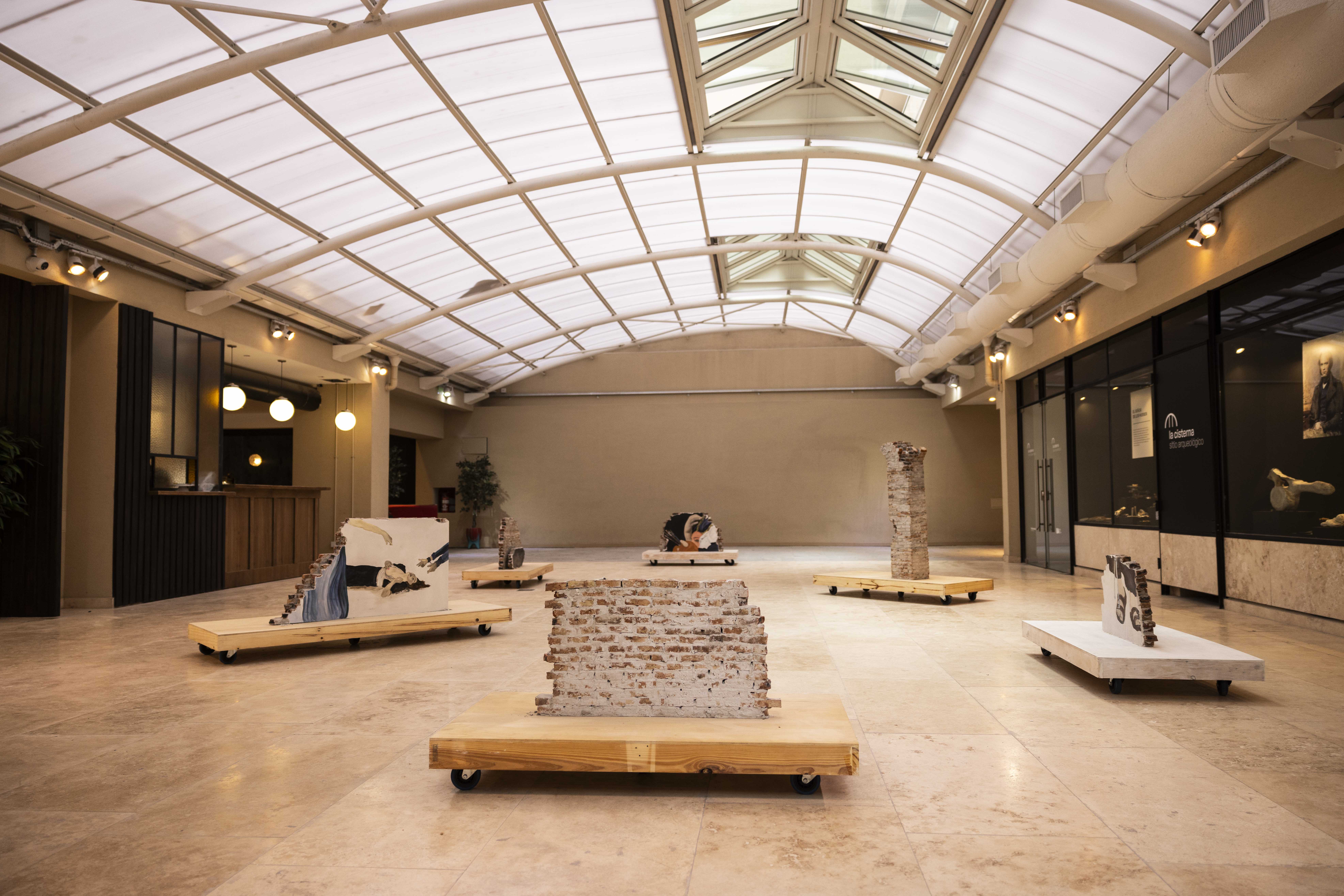 “Muros Móviles” (2017) en Sitio arqueológico La Cisterna en Paseo La Cisterna