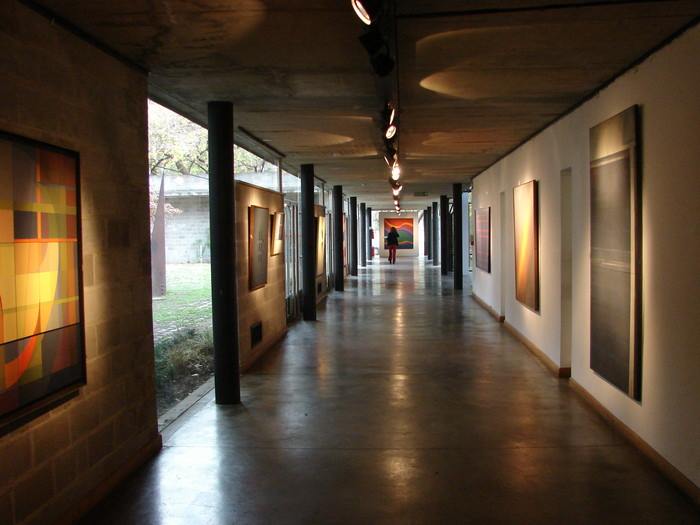 Retiro de obras no seleccionadas. 61º Salón de Artes Plásticas Manuel Belgrano 2016