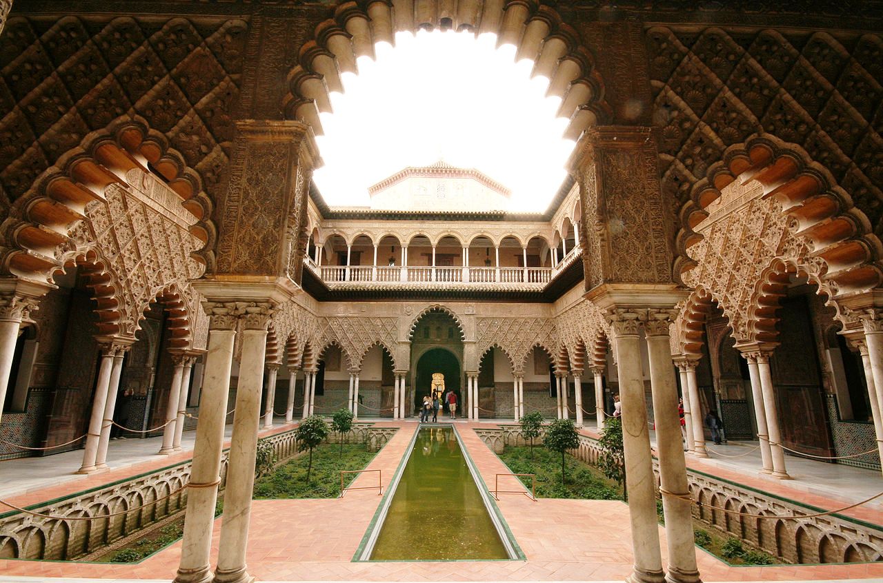 "Granada y la Alhambra"- domingo 7 de mayo a las 17hs.