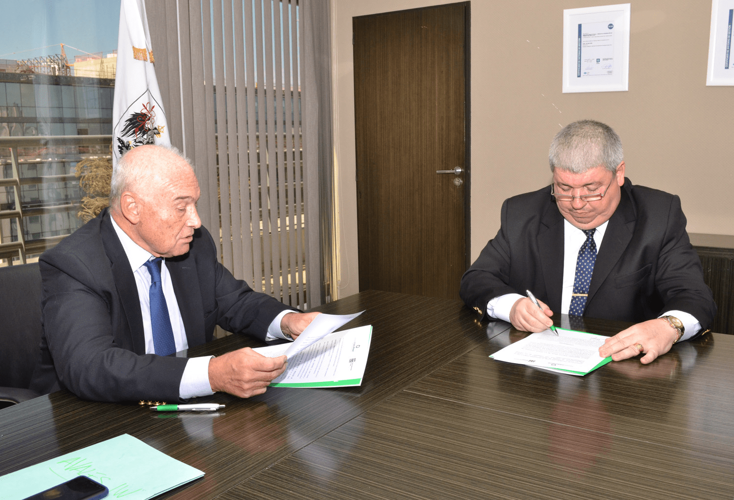 Firma de convenio entre la AGC y el MPF