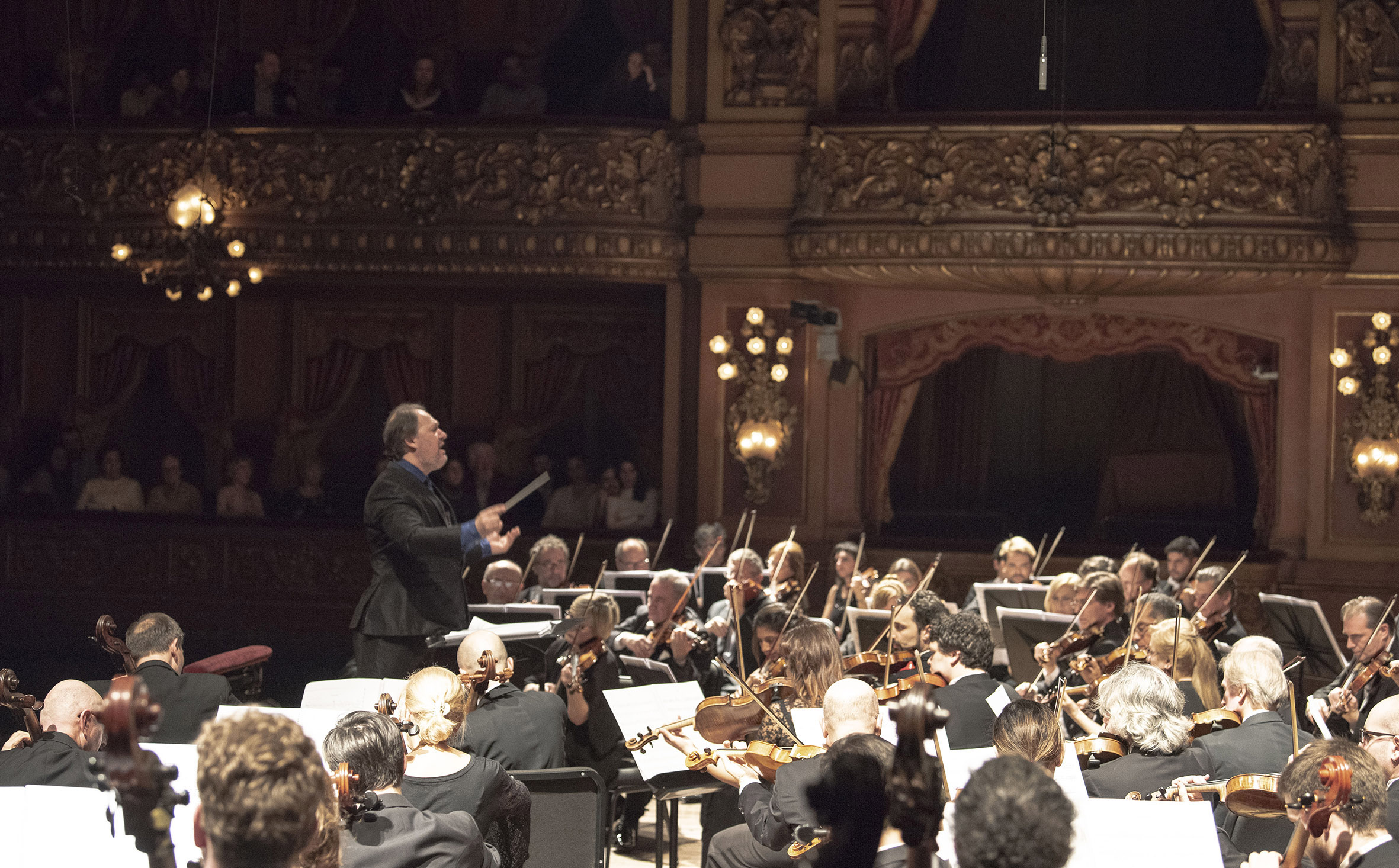 La Orquesta Filarmónica realizará un concierto gratuito en el Teatro Coliseo