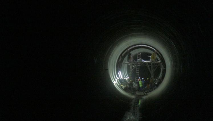 Recorrimos un tramo del túnel aliviador largo del Arroyo Maldonado, la obra hídrica más importante de la Ciudad de los últimos 70 años.  Foto Matías Repetto-gv/GCBA.-