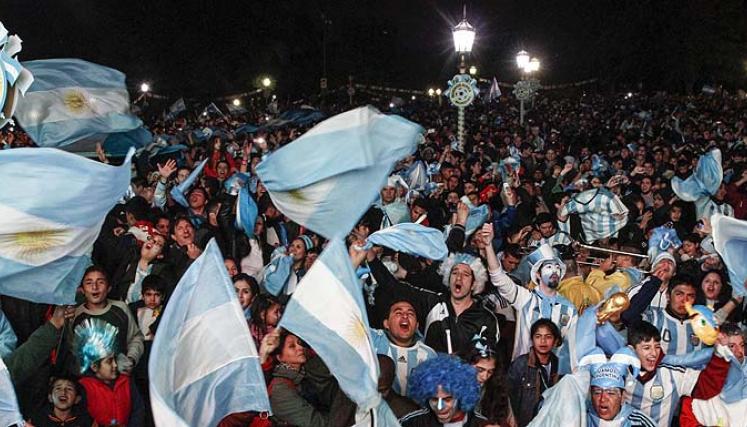 Los hinchas festejaron la clasificación de Argentina a la final del Mundial. Prensa Jefatura de Gabinete GCBA