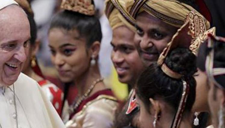 En febrero pasado, el Papa estuvo reunido con representantes de la comunidad de Sri Lanka, en una audiencia en la Basílica de San Pedro. Foto: News.va Español