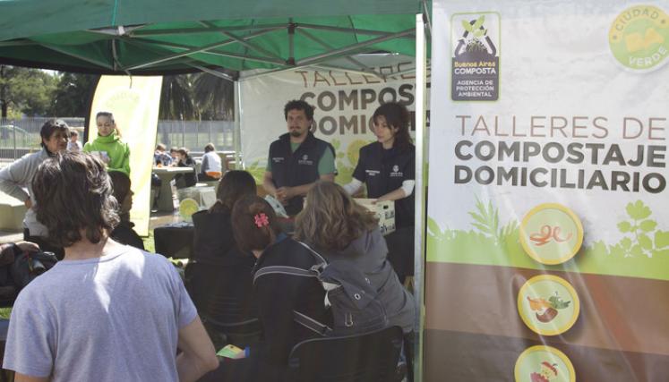 Talleres gratuitos de compostaje domiciliario. Foto: Ambiente y Espacio Público GCBA