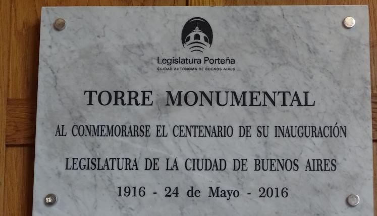 Placa conmemorativa centenario de la Torre Monumental