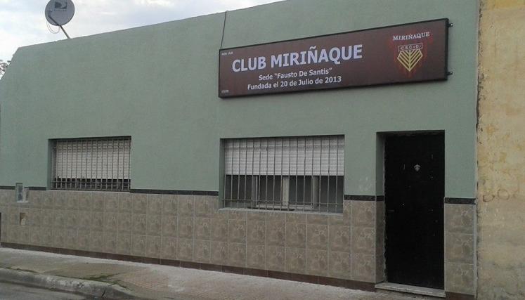 Hoy. Así luce la fachada del club Miriñaque