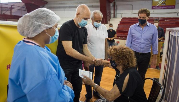 Día Mundial de la Salud: Rodríguez Larreta visitó el vacunatorio de River Plate