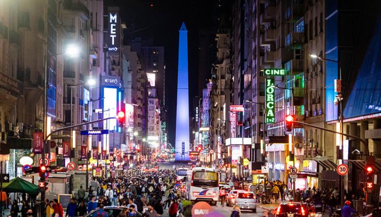 Con nuevas propuestas, la Ciudad de Buenos Aires se prepara para recibir turistas el fin de semana largo